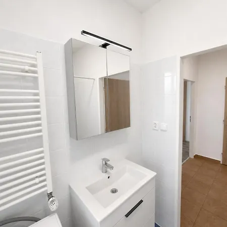 Apartament 2kk Near Prague Modletice